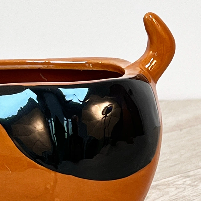 Brown Doggy Plant Pot (Opening space 16x17cm) - image 5