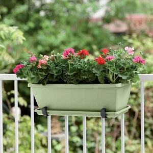 Elho Barcelona 40cm Green Trough Planter – Eco-Friendly Plastic - image 2