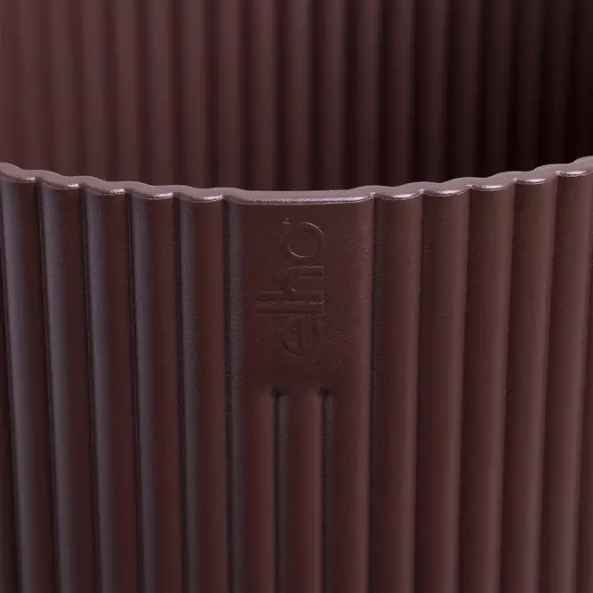 Elho Winery Collection Bordeaux Round Planter 14cm - image 4