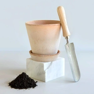 Terracotta Plant Pot & Saucer Set Rose Pink (Pot Size 8cm) Bergs Potter - image 1